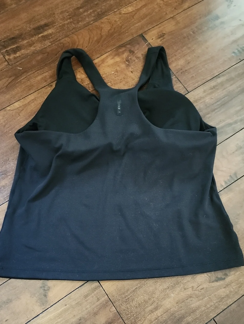 Reebok Size XL Women's Athletic Tank With Built In Bra - Picture 3 of 4